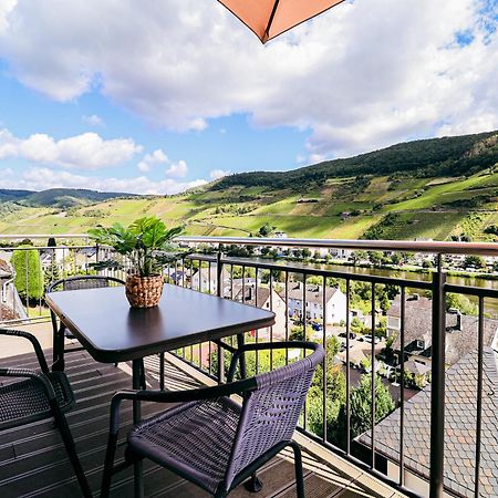 Sky Apartment, Blick Zur Mosel, Grosser Balkon, Kaffeemaschine, Smart Tv Zell an der Mosel Kültér fotó