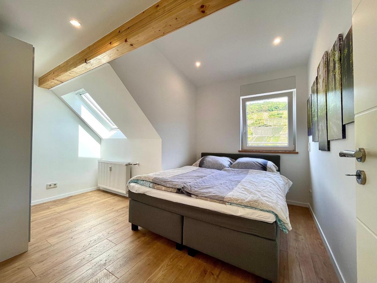 Sky Apartment, Blick Zur Mosel, Grosser Balkon, Kaffeemaschine, Smart Tv Zell an der Mosel Kültér fotó